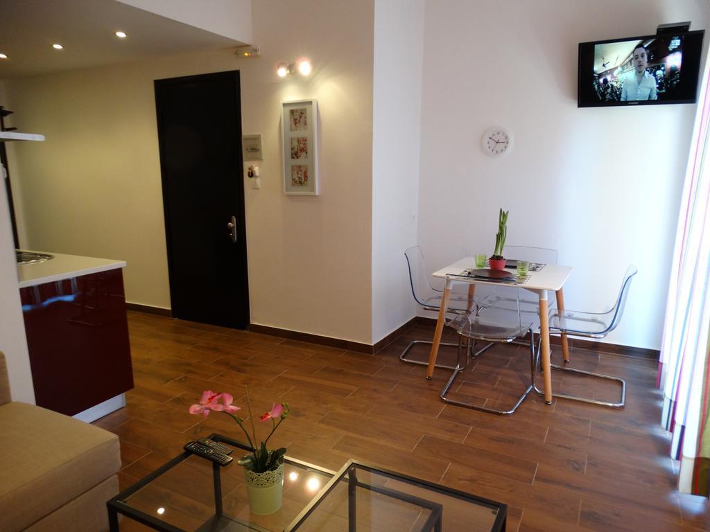 Dassia Beach Pension Room photo
