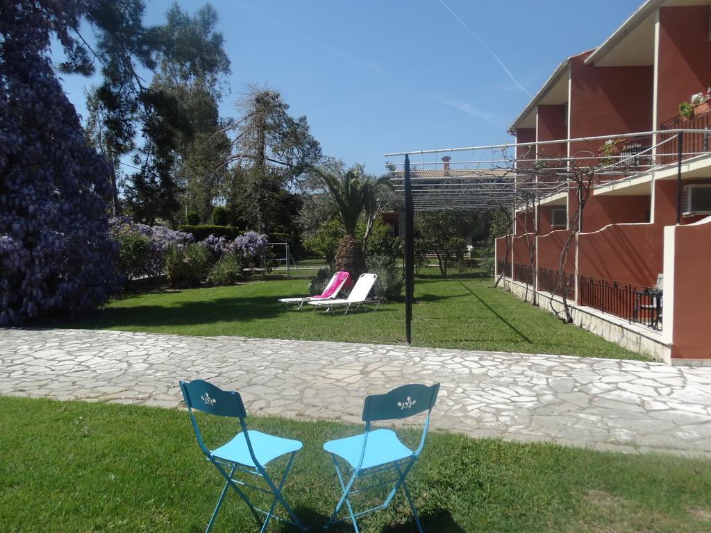 Dassia Beach Pension Exterior photo